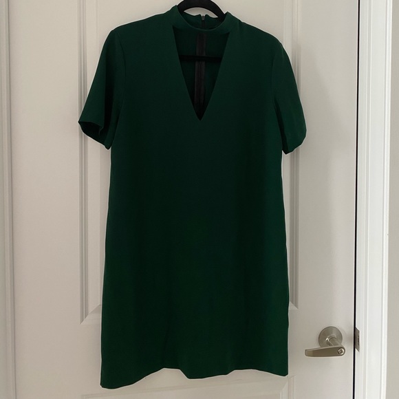 🌲 ZARA - Forest Green Mini Dress - Size M - with Neck Choker 🌲 - Picture 2 of 5